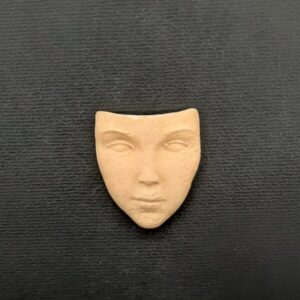 Ξυλόγλυπτο Διακοσμητικό Μάσκα 2,8εκ. Χ 3εκ.
